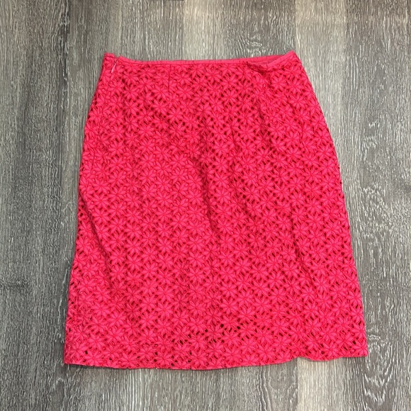 Ann Taylor 2 Petite Hot Pink Mini Skirt Floral Eyelet - Picture 6 of 8